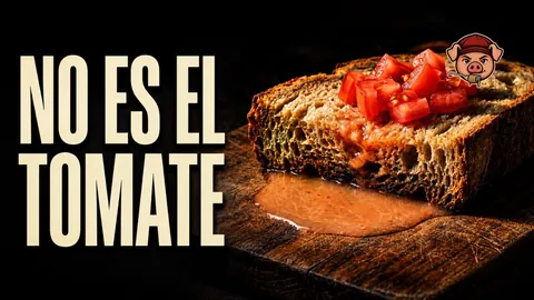 Bruschetta con tomate escurrido sobre pan tostado con la base crujiente, sin que se moje la bruschetta