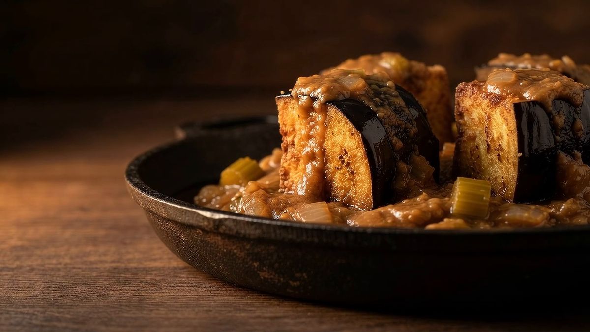 La caponata no se guisa, se monta: fotograma del vídeo de El Cuchinero Pastas