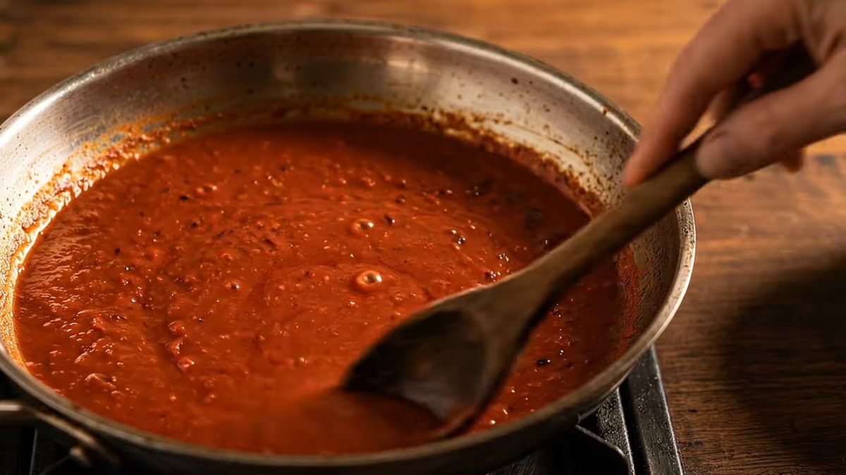 El otro escape de agua: la mozzarella: fotograma del vídeo de El Cuchinero Pastas