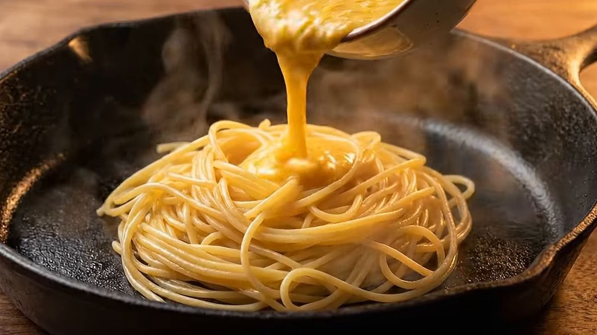 La trampa de calor se construye antes de echar el huevo: fotograma del vídeo de El Cuchinero Pastas